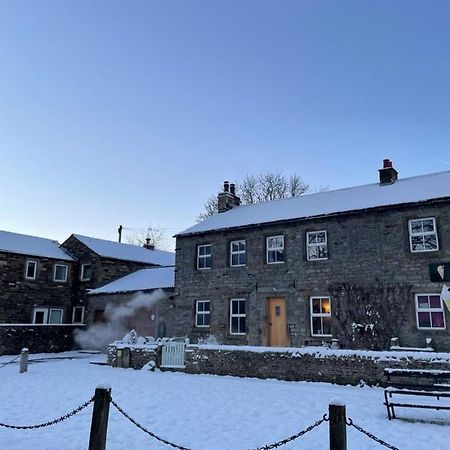 The Green At Burnsall Bagian luar foto